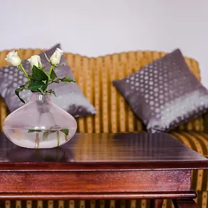 Halby Luxury Chmielna 73b Warsaw